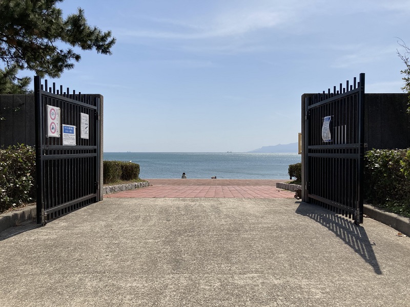 赤穂海浜公園の光の門