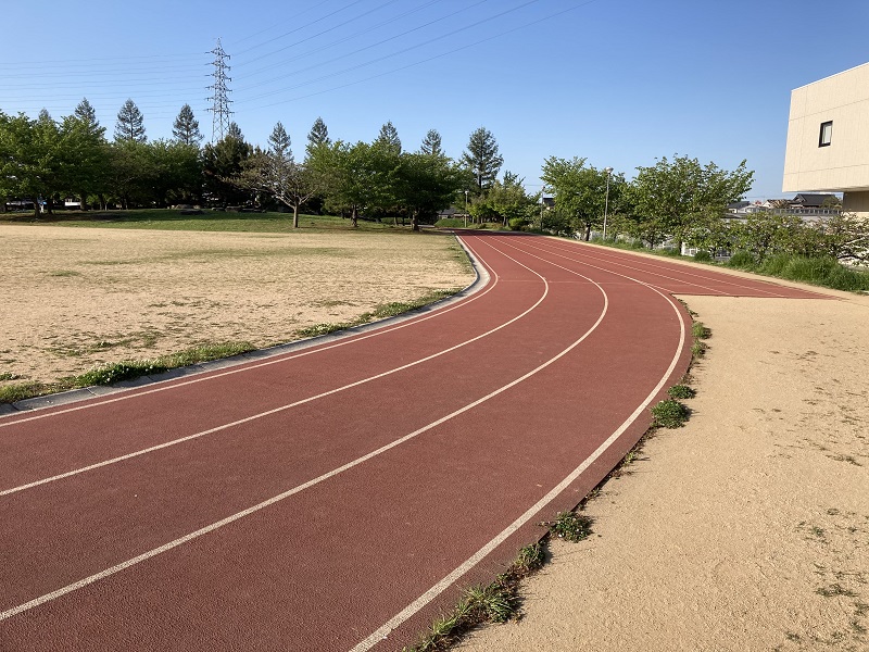 手柄山中央公園でランニング