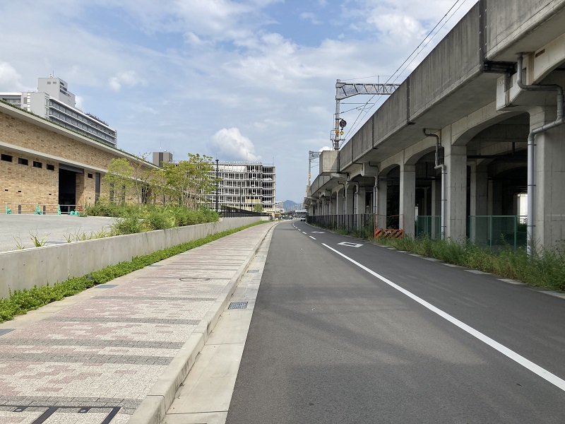 展示場の搬入口